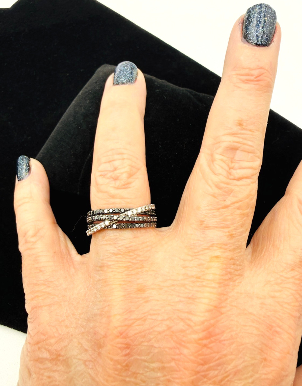 Black and White Diamond Multi Cross Bypass Ring Band Size 9 Sterling Silver EUC